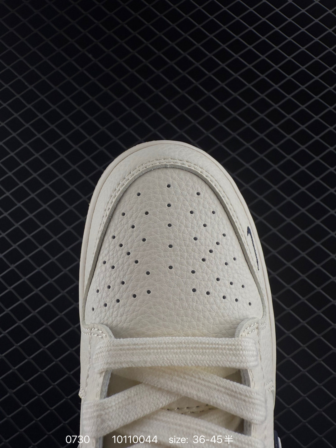 Travis Scott x Air Jordan 1 ” Reverse Mocha “